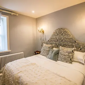 The Coach & Horses Hotel Bolton by Bowland
